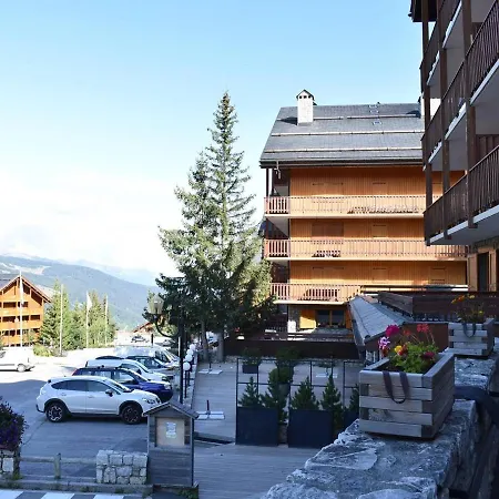 Cosy Pour 2 Personnes A Meribel, Proche Des Pistes Et Commerces - Fr-1-180-42 Apartment